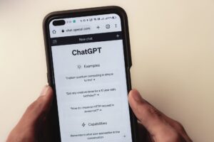 ChatGPT 上线全新定时任务功能：侧边栏统一管理，监测类任务支持联网主动推送