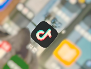 抖音开展低俗内容专项整治，51个账号被禁言，3.8万个账号永久封禁