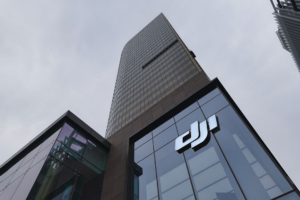 大疆国内首诉影石专利权属纠纷 指控前核心研发人员“带艺投师”