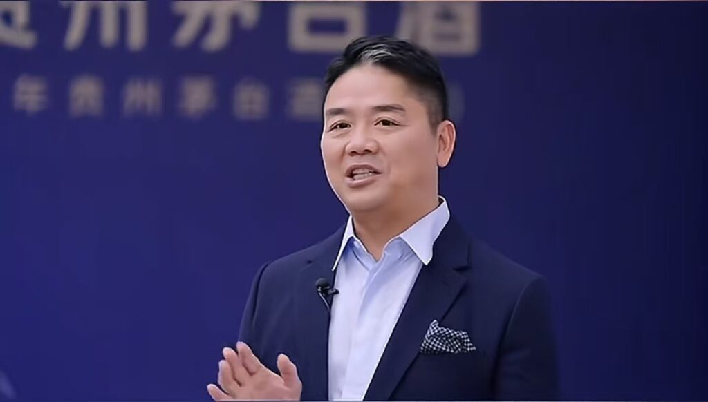 刘强东出席京东品酒会
