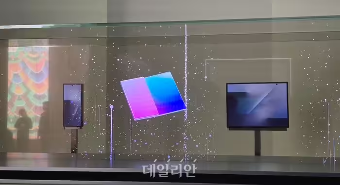 三星Galaxy Z TriFold