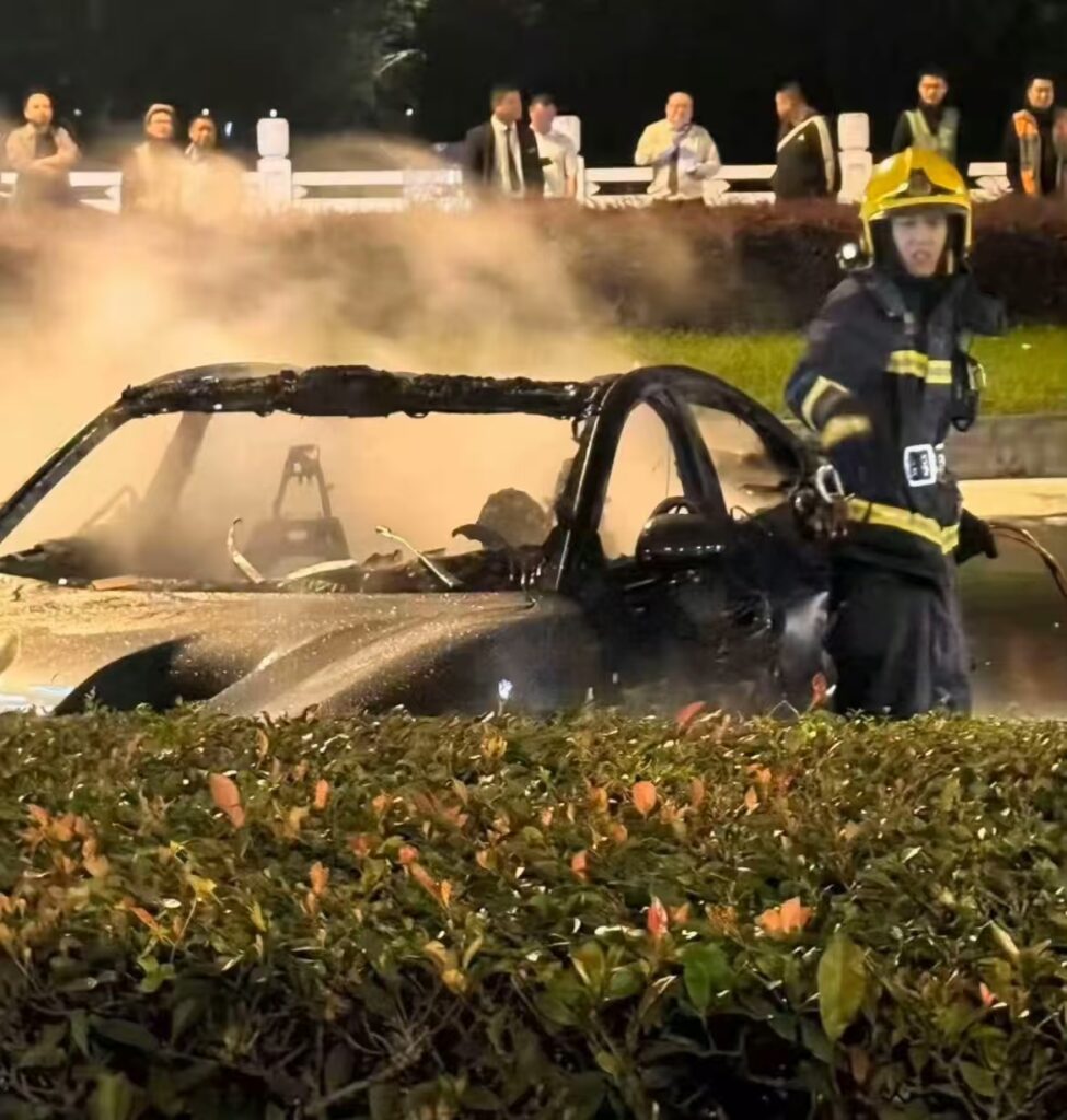 成都交警通报天府大道交通事故:涉嫌酒驾致小米SU7碰撞后爆燃,造成1人死亡
