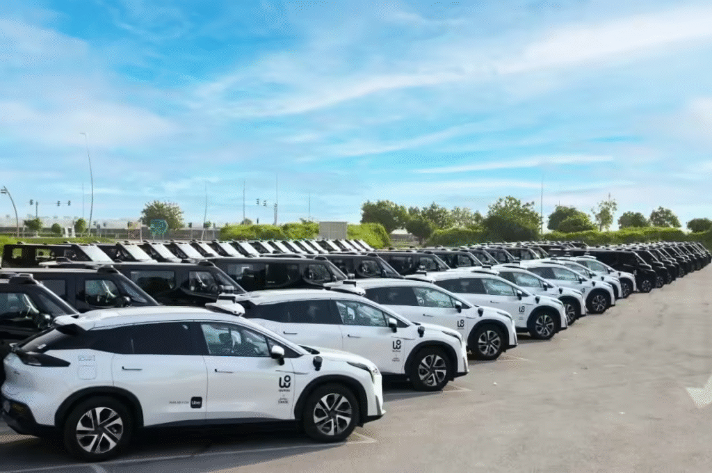 文远知行获阿联酋批准，将在阿布扎比启动纯无人驾驶Robotaxi商业化运营​