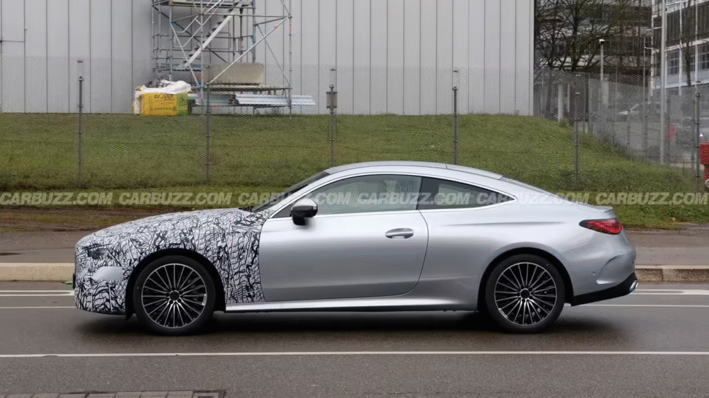 奔驰CLE轿跑中期改款路试