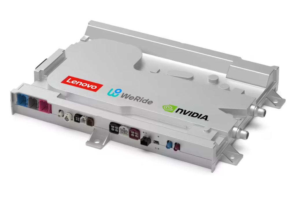 文远知行Robotaxi GXR全球首发搭载英伟达DRIVE Thor X芯片