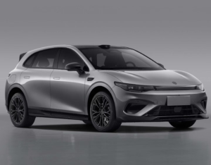 零跑Lafa5 Ultra申报图曝光 最大功率提升至180千瓦​