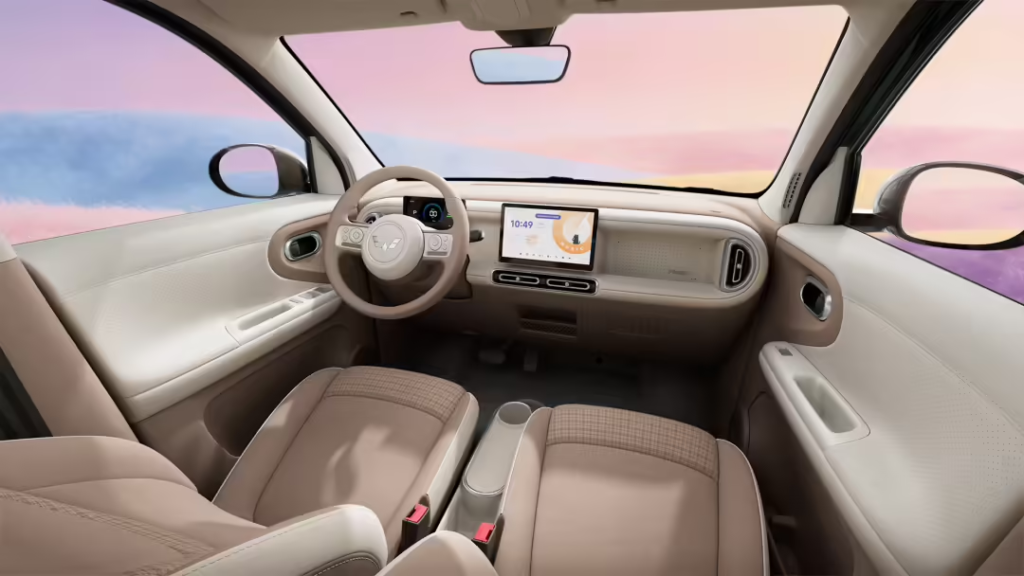 第五代宏光MINIEV内饰