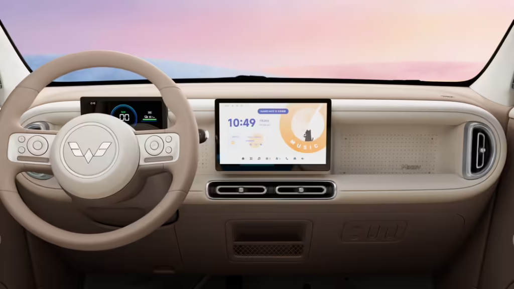 第五代宏光MINIEV内饰