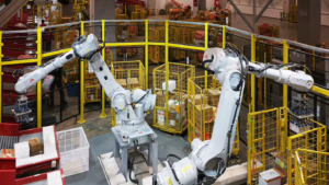 京东物流“异狼”机器人迎来双臂升级 分拣成本直降50%