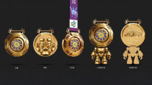 北京亦庄半马奖牌曝光：机甲风“变形”设计，人形机器人挑战“破1”极限