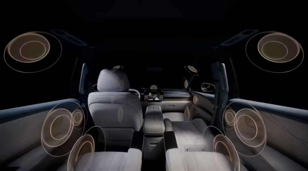 广汽发布星河智舱 ADiGO Intelligence 架构