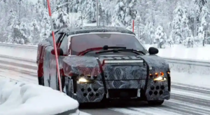 法拉利首款纯电超跑 Luce 定价约 55 万欧元，锁定高端市场