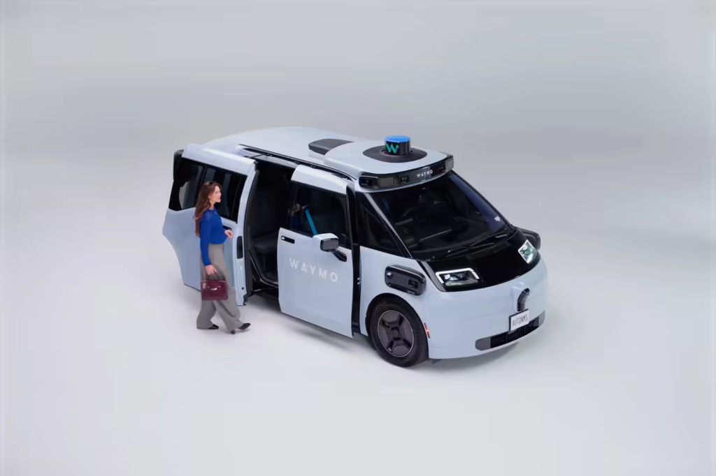 Waymo首款专用Robotaxi车型Ojai