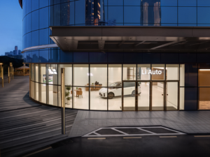 理想汽车正式进驻澳门市场：首店开业推双卡通信方案，i6与i8率先投放