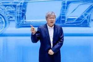 奇瑞尹同跃：全固态电池2027年上车验证，两年固态专项研发投入超百亿元